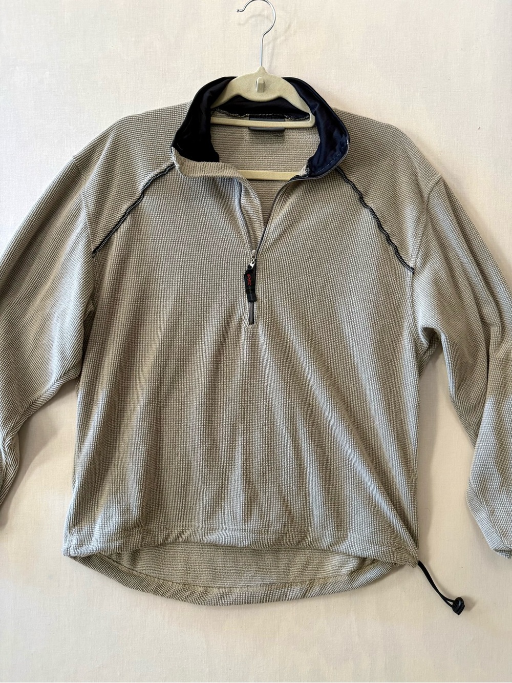Peak Performance Men's Light Gray Waffle Half-Zip Pullover with Navy Trim